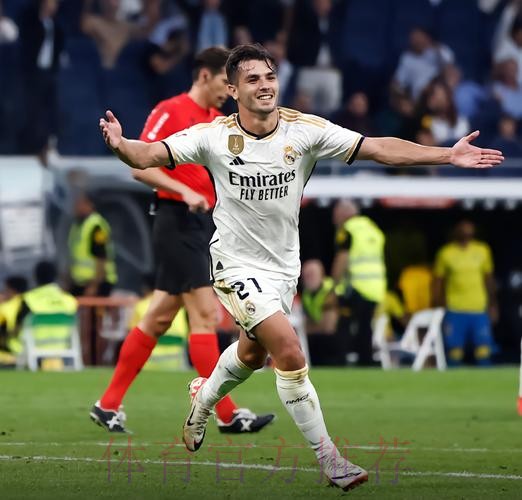 意媒:尤文将皇马中场迪亚斯视作引援目标